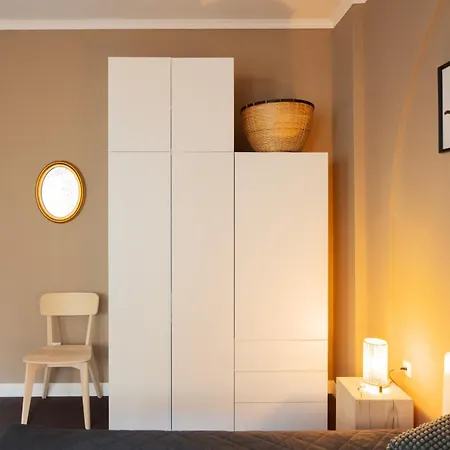 Huge With Sauna And Free Parking ドゥイスブルグ