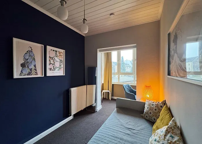 Apartment Huge With Sauna And Free Parking